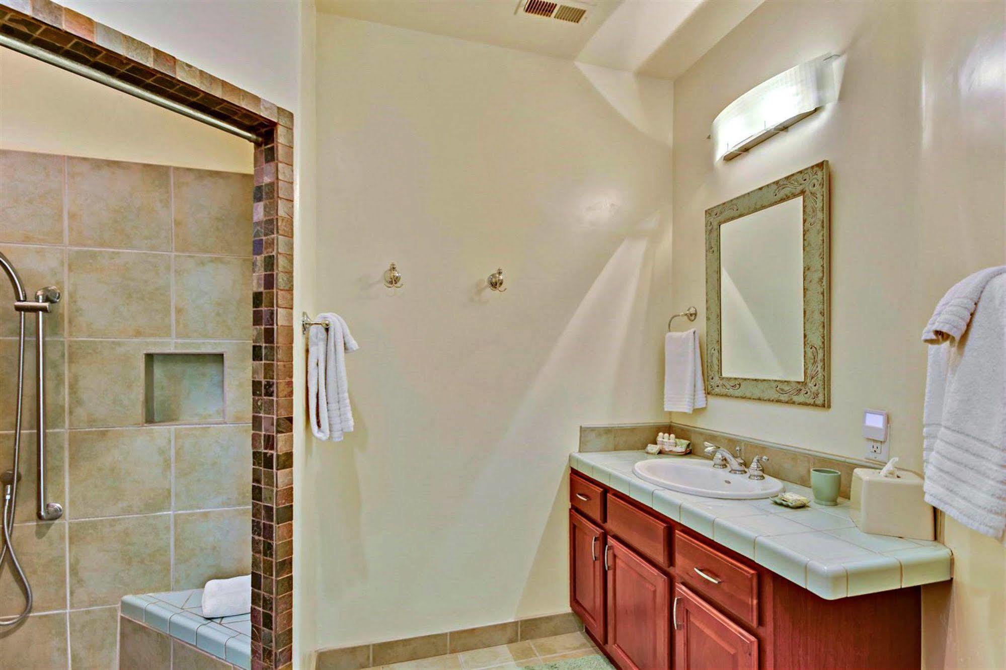 Somerset Lucinda'S Country Inn المظهر الخارجي الصورة
